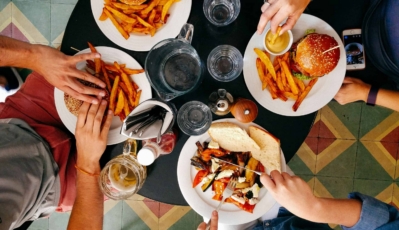 The latest, most relevant trends, spend intelligence, and NBCU opportunities specific to the Restaurant category. 